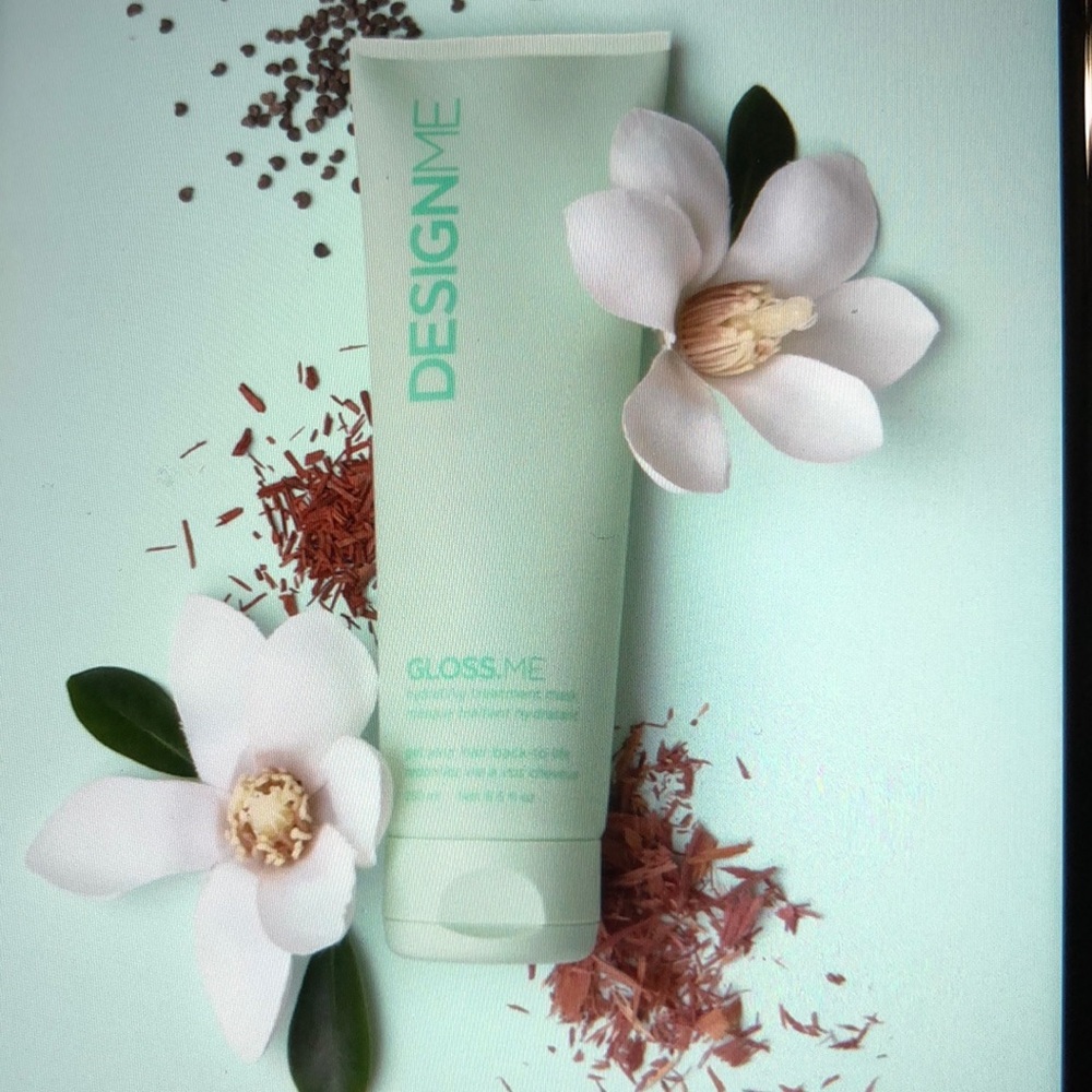 NEW Design.me gloss me hydrating treatment mask